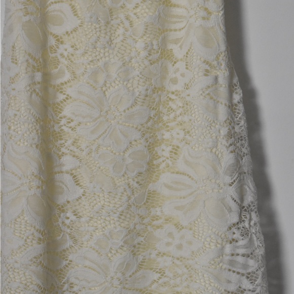Stunning vintage 90s-inspired cream mini dress with floral lace overlay size M - Picture 2 of 5